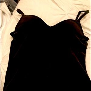 Black velvet Camisole approximate measurements laying flat waist 16” length 18”